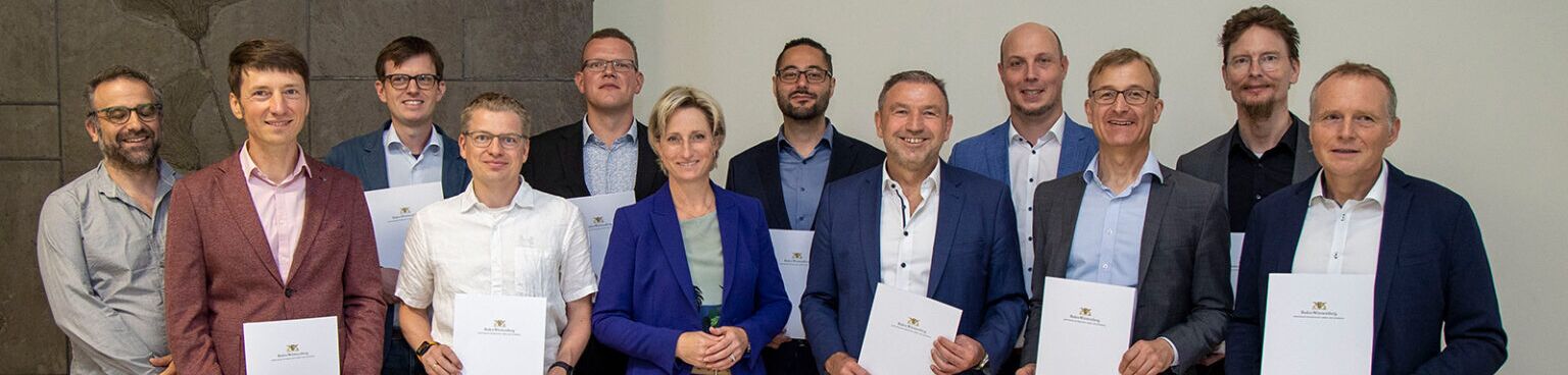 Die KI-Allianz Baden-Württemberg bei der Übergabe der Fördergelder